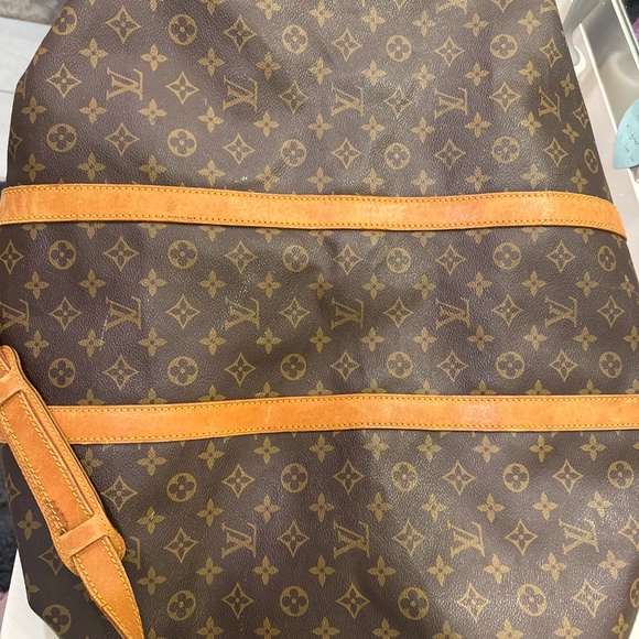 Large Travel Bag - Picture 3 of 4